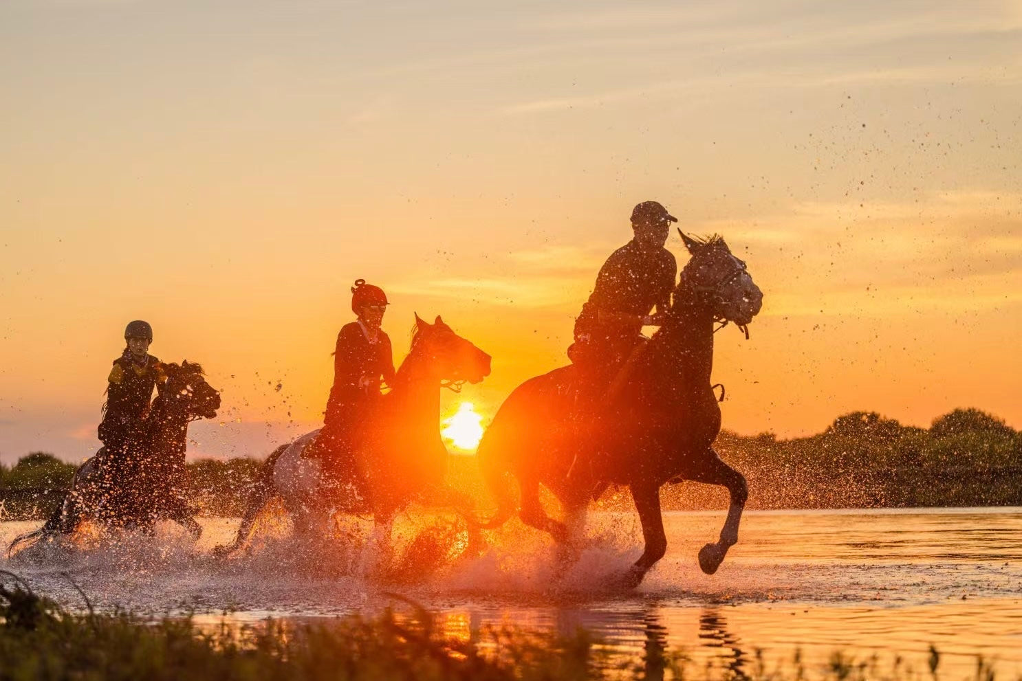 Inner Mongolia: 7-Day Horseback Expedition Across