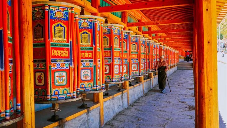 Gansu, Qinghai & Hehuang: Where Faith Meets the Plateau