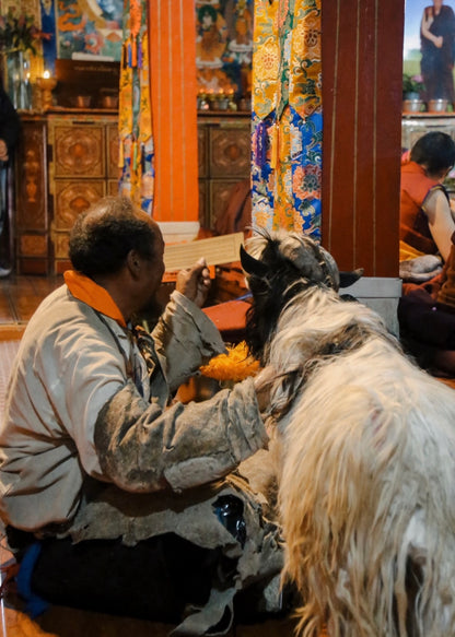 Eastern Tibet: An Exclusive Cultural & Artistic Expedition to Nêdong and Qamdo